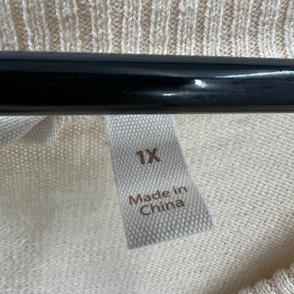 Soft Surroundings V-neck shark bite hemline tunic length sweater 1X - Picture 11 of 11